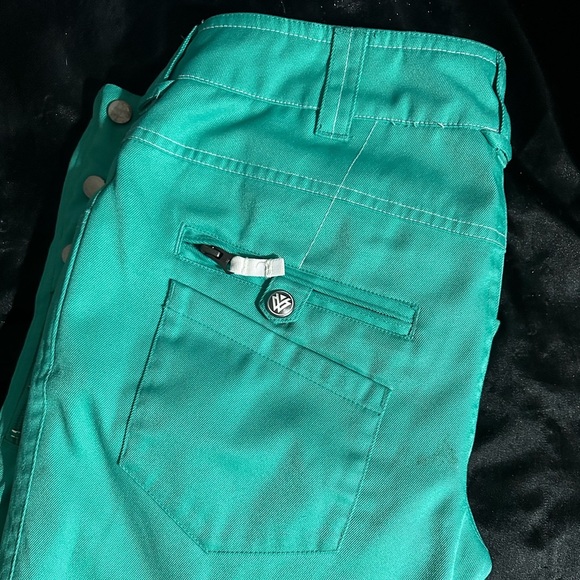 BURTON - TEAL SNOWBOARDING PANTS - Picture 3 of 14